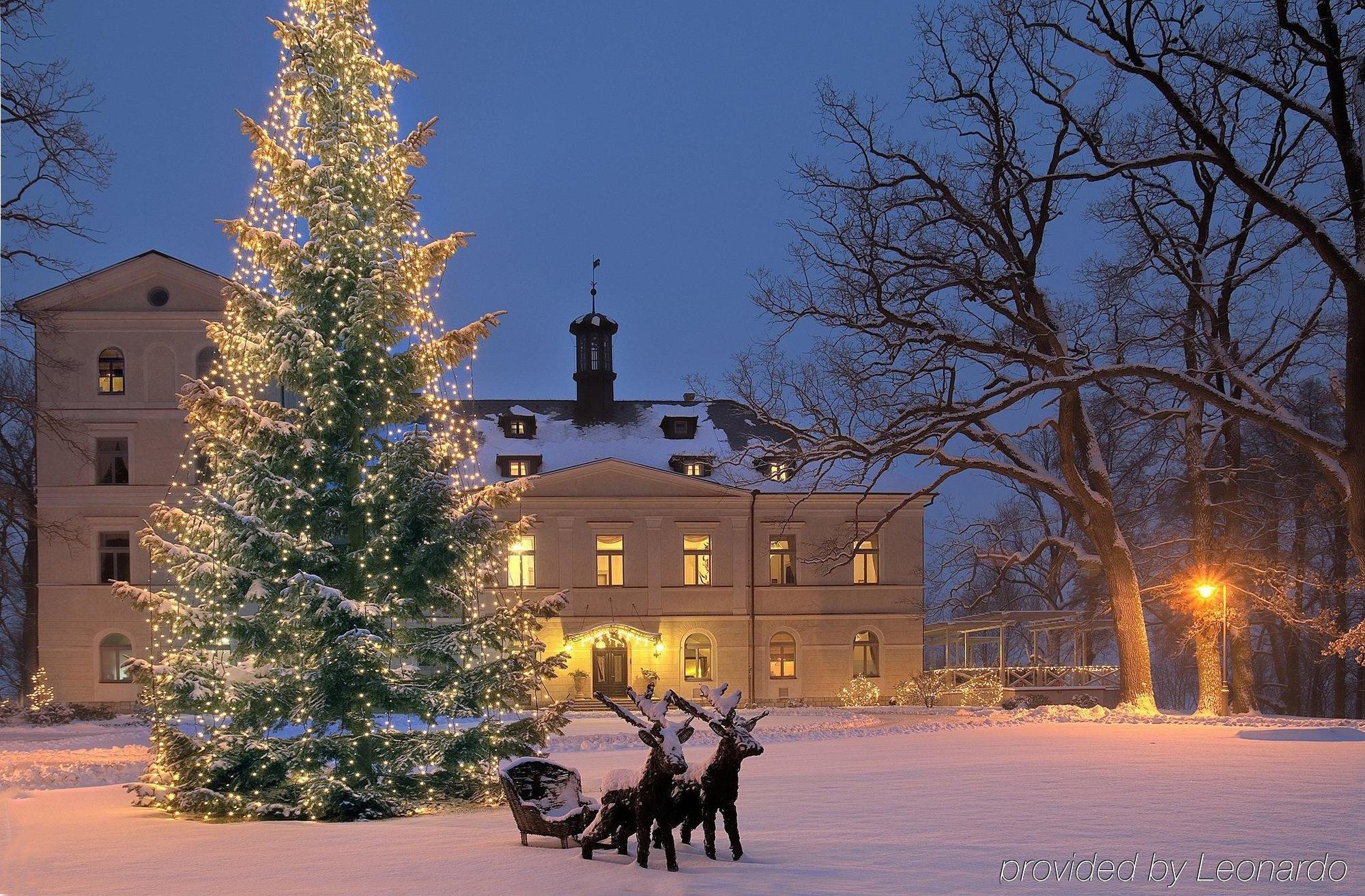 Chateau Mcely Hotel Exterior foto